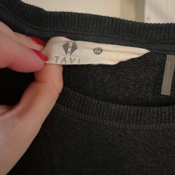 Pure Barre Tavi Pullover size M - Picture 3 of 4